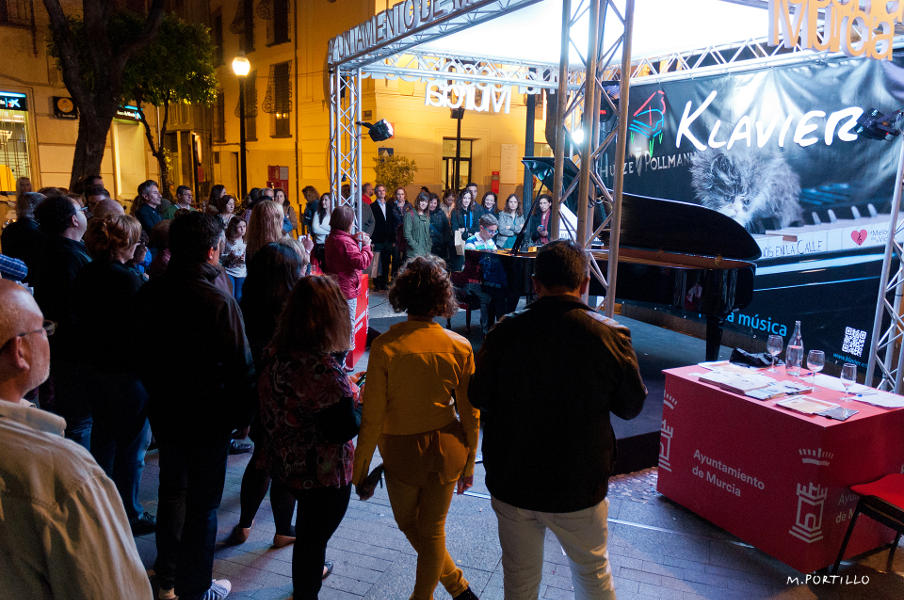 II Concurso Internacional de Piano Clamo Music Pianos en la calle Murcia Klavier