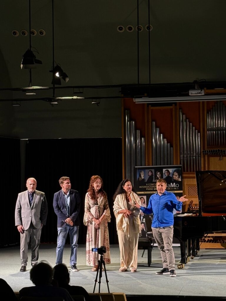 Concurso Internacional de Piano y Conciertos Clamo Music - 036 Concurso Internacional de Piano y Conciertos Clamo Music - 036