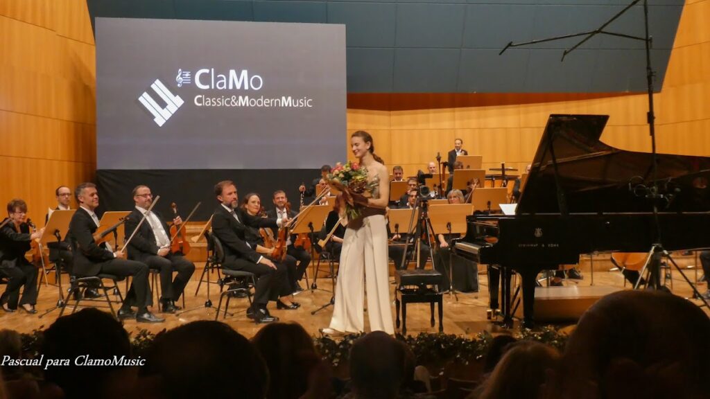 Concurso Internacional de Piano y Conciertos Clamo Music - 146 Concurso Internacional de Piano y Conciertos Clamo Music - 146